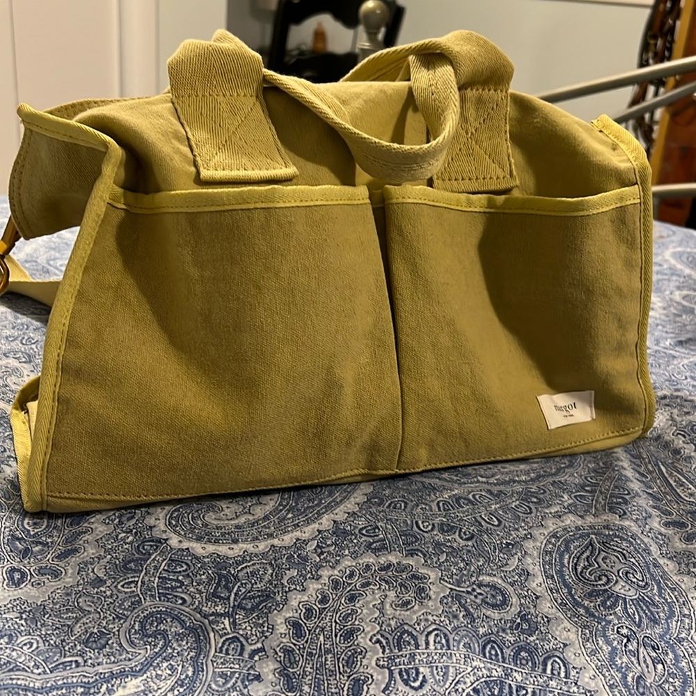 Margot  New York🔥yellow canvas Bianca satchel. 9.5 by 14.5
